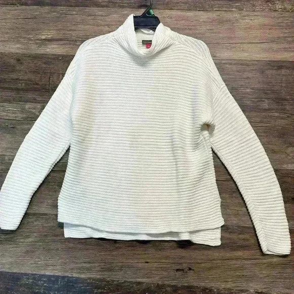 Vince Camuto White Chunky Knit Turtleneck Sweater - Picture 1 of 3